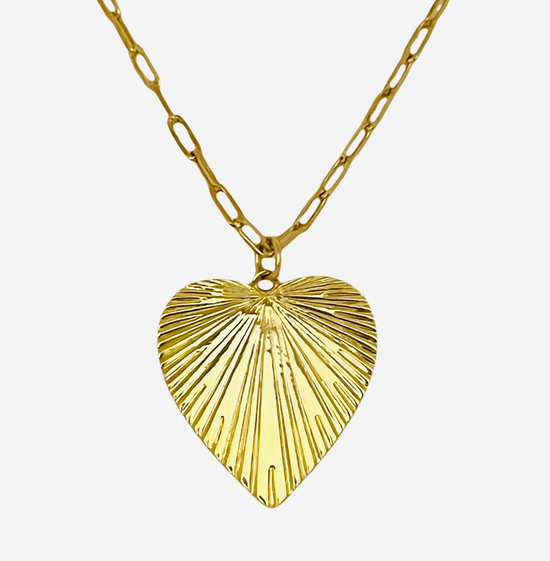 Sissy yates heart necklace sale